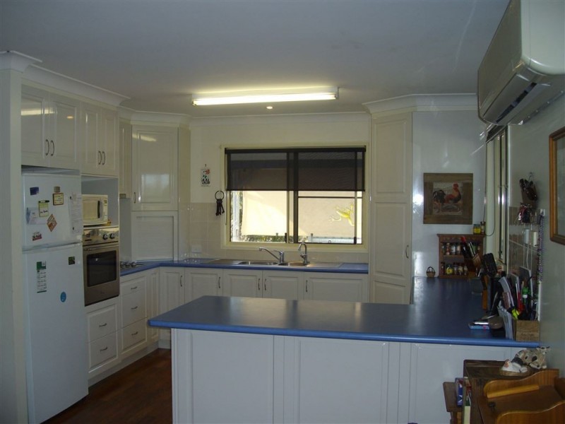 9 Jackson Street, Nobby QLD 4360