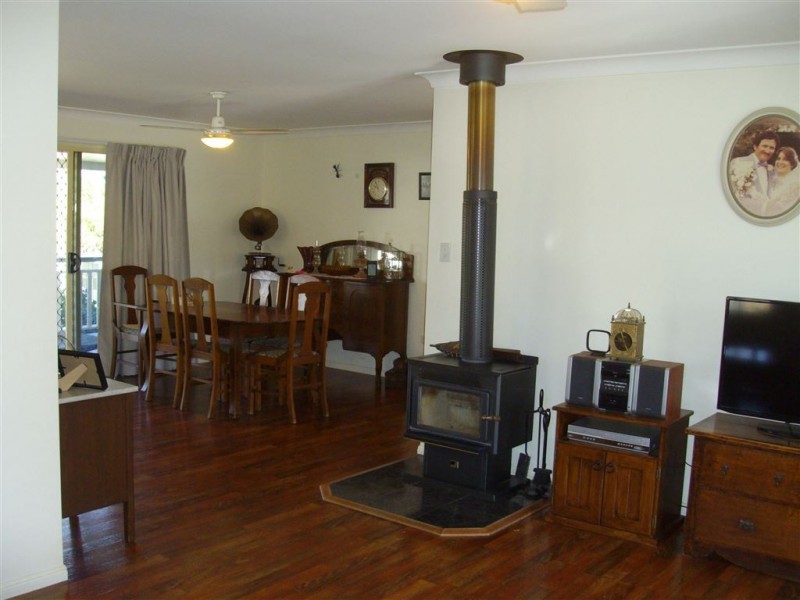 9 Jackson Street, Nobby QLD 4360