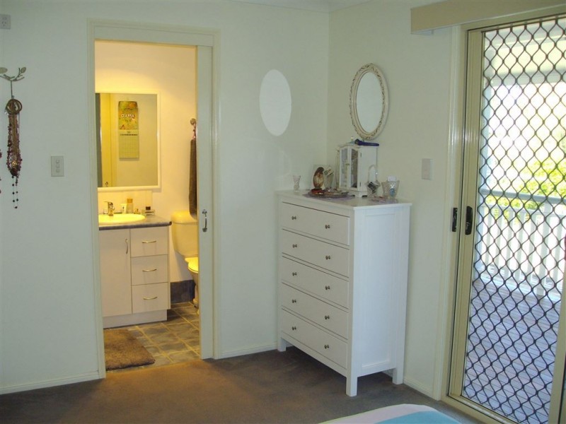 9 Jackson Street, Nobby QLD 4360