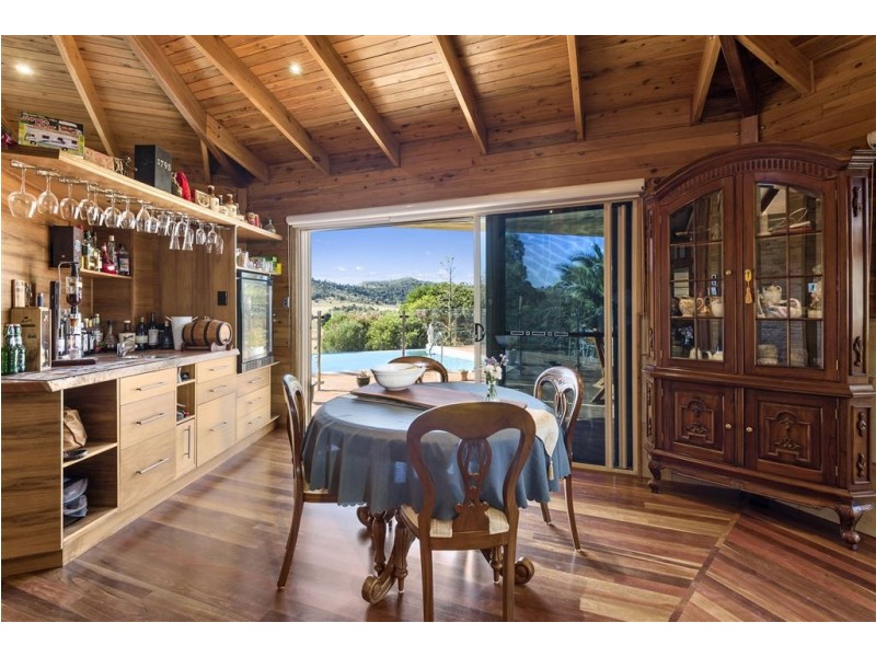 9A Narelle Court, Plainland QLD 4341