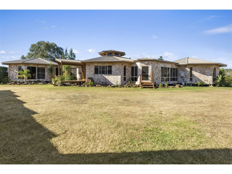 9A Narelle Court, Plainland QLD 4341