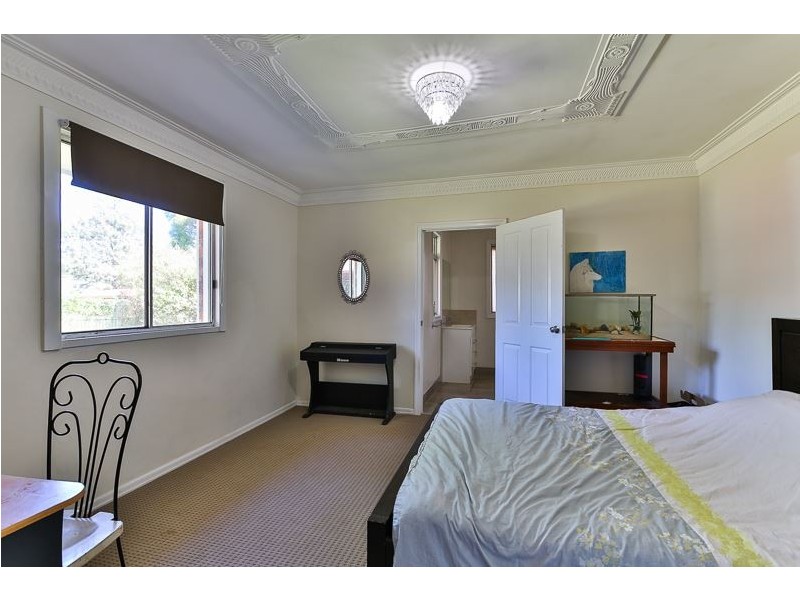 17 Atkinsonn Streett, South Toowoomba QLD 4350