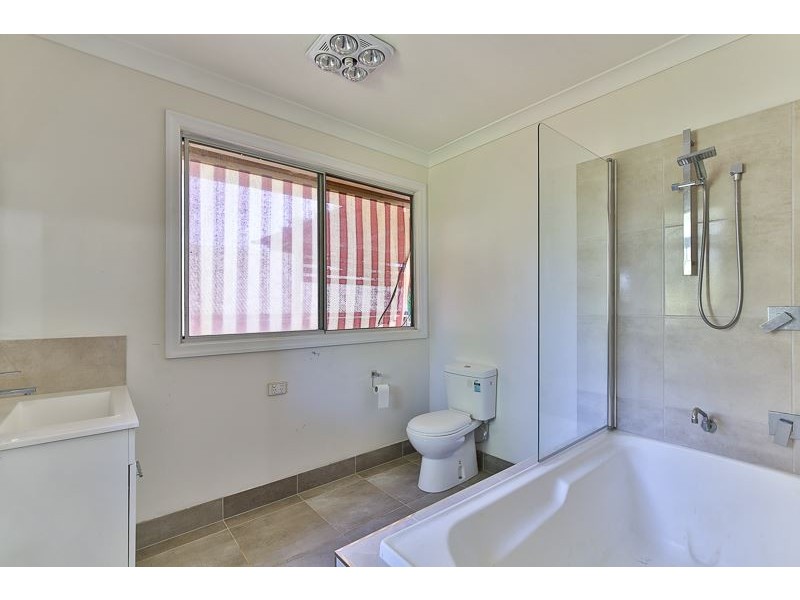 17 Atkinsonn Streett, South Toowoomba QLD 4350