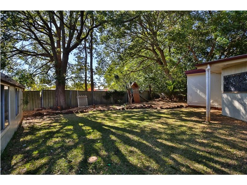 17 Atkinsonn Streett, South Toowoomba QLD 4350