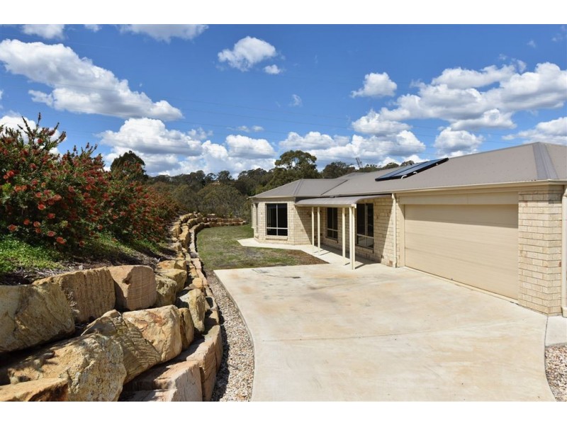 25 Beauly Drive, Top Camp QLD 4350