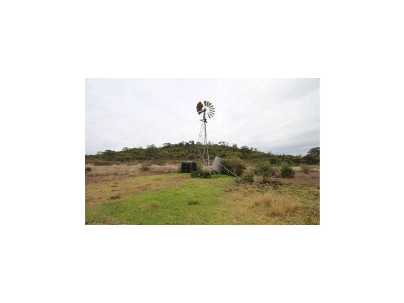- Unnamed Rd,  off Cronin Road, Linthorpe QLD 4356