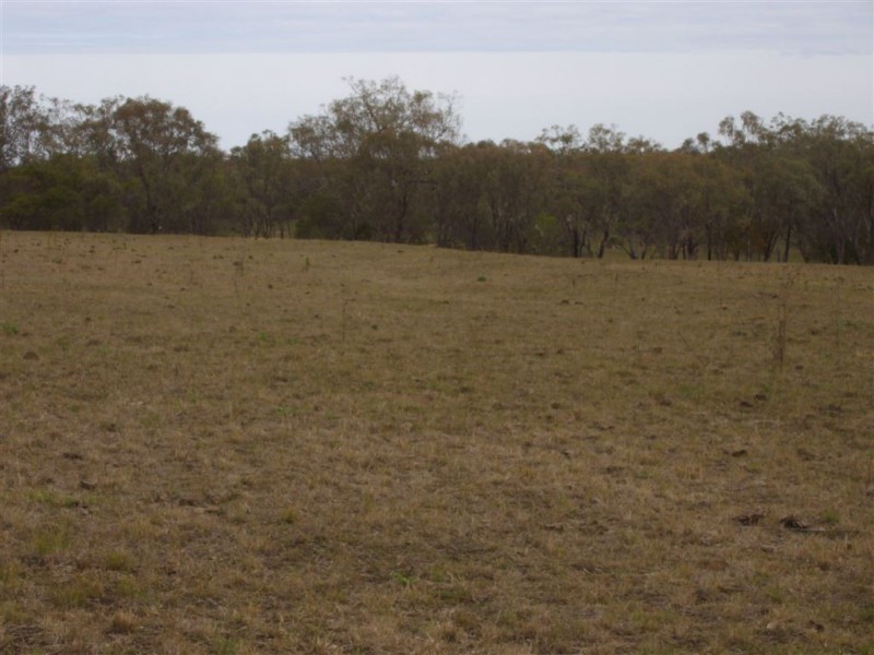 - Metzroth Road, Felton QLD 4358