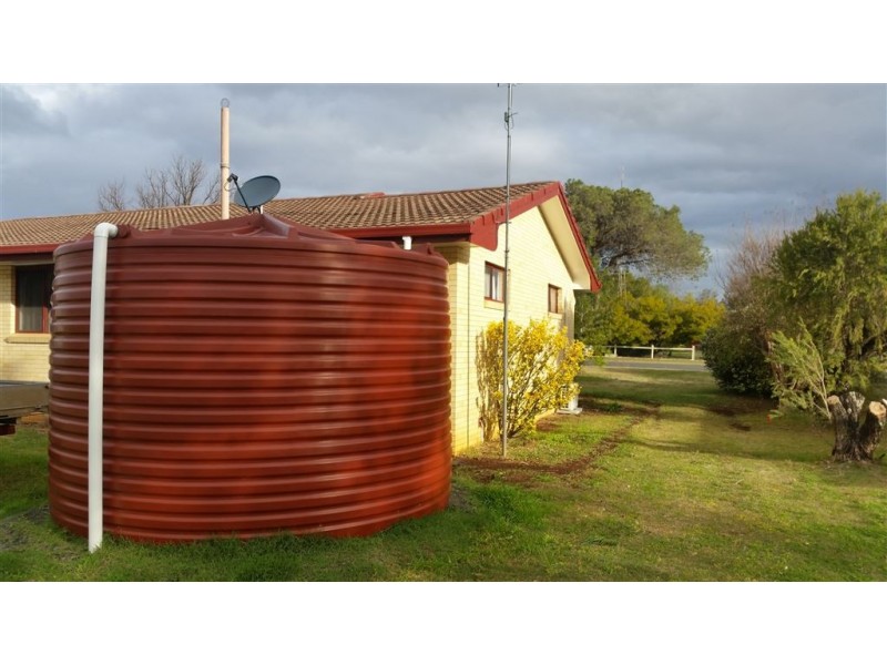 10 Queen Street, Clifton QLD 4361