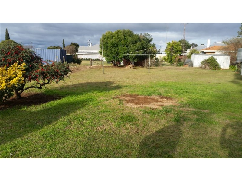 10 Queen Street, Clifton QLD 4361