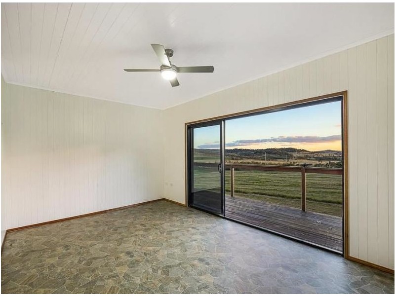 38 Preston Road, Preston QLD 4352