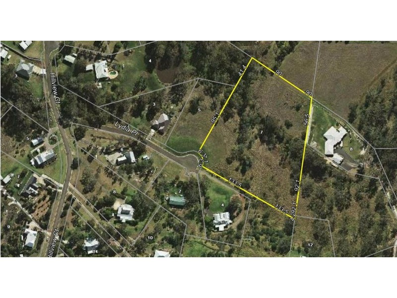 7 Lydia Place, Top Camp QLD 4350