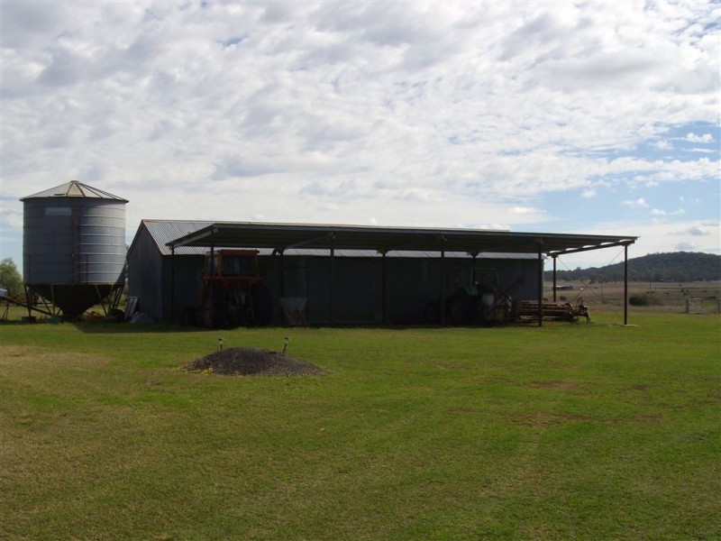 146 Paddys Lane, Linthorpe QLD 4356