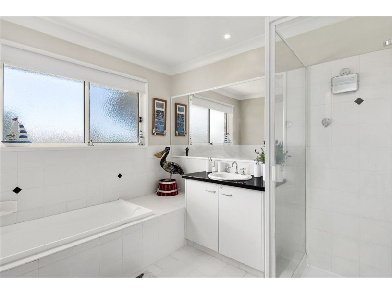 36 Harrow St, Cambooya QLD 4358