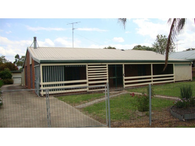 8 Umbiram Road, Wyreema QLD 4352