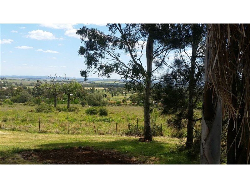 21 Postle Street, Darling Heights QLD 4350