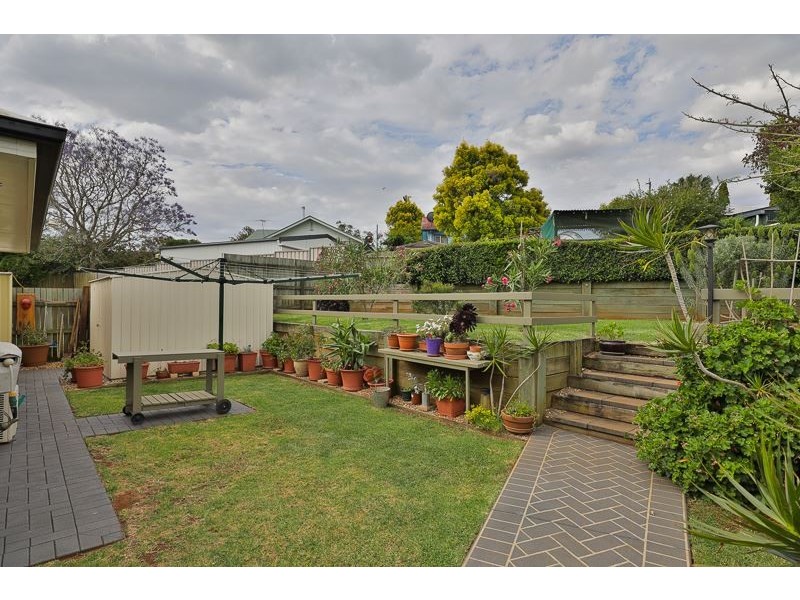22 Mooney Street, Harlaxton QLD 4350