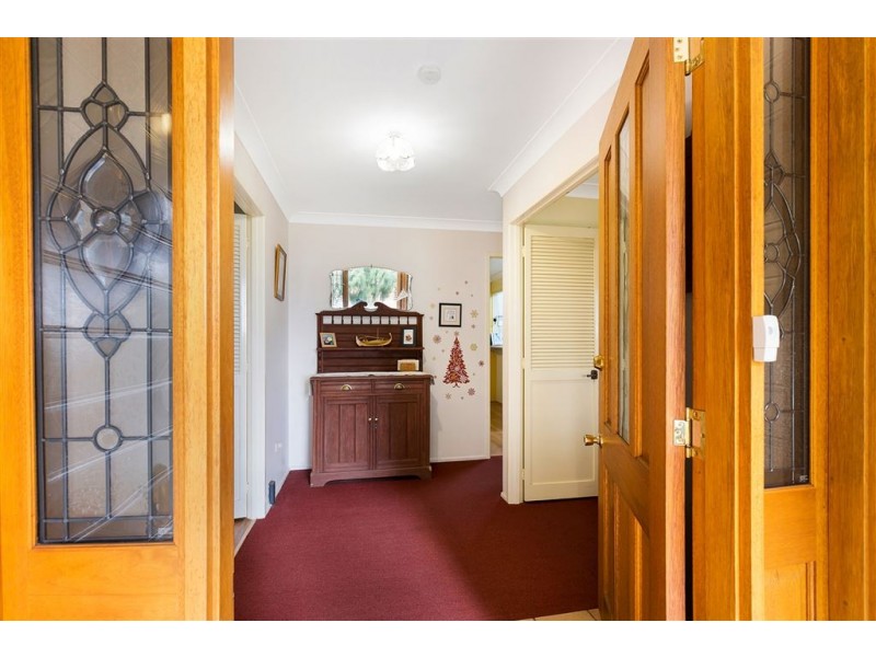 22 Barrymount Crescent, Mount Lofty QLD 4350