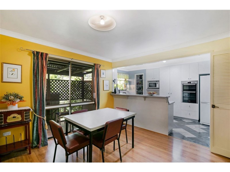 22 Barrymount Crescent, Mount Lofty QLD 4350