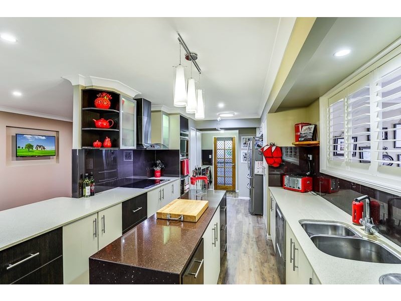 12693 New England Highway, Top Camp QLD 4350