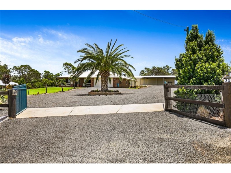 33 Wyreema Road, Drayton QLD 4350