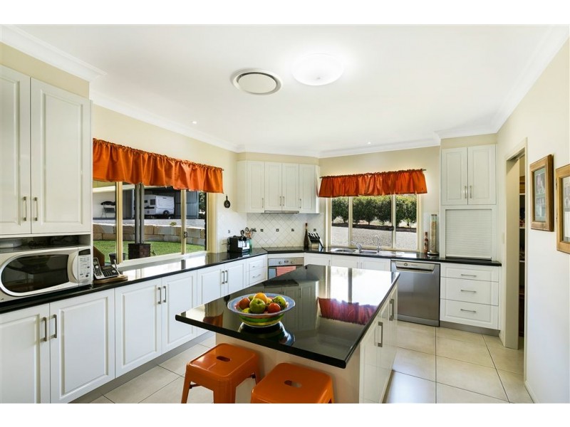 33 Wyreema Road, Drayton QLD 4350