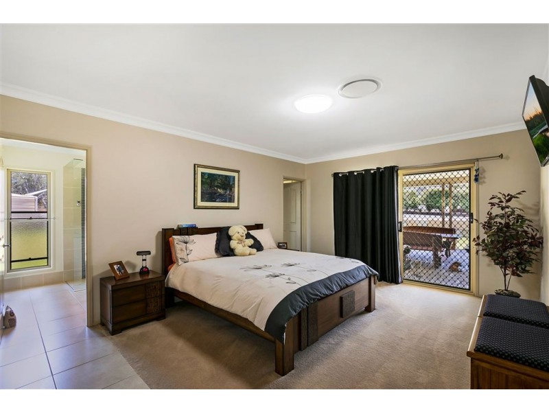 33 Wyreema Road, Drayton QLD 4350