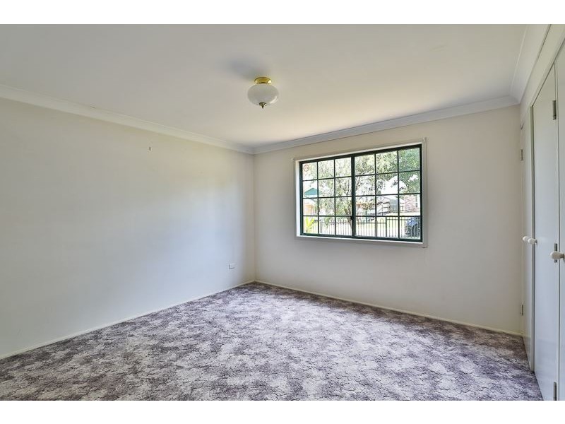 8 Stoneyhurst Court, Glenvale QLD 4350