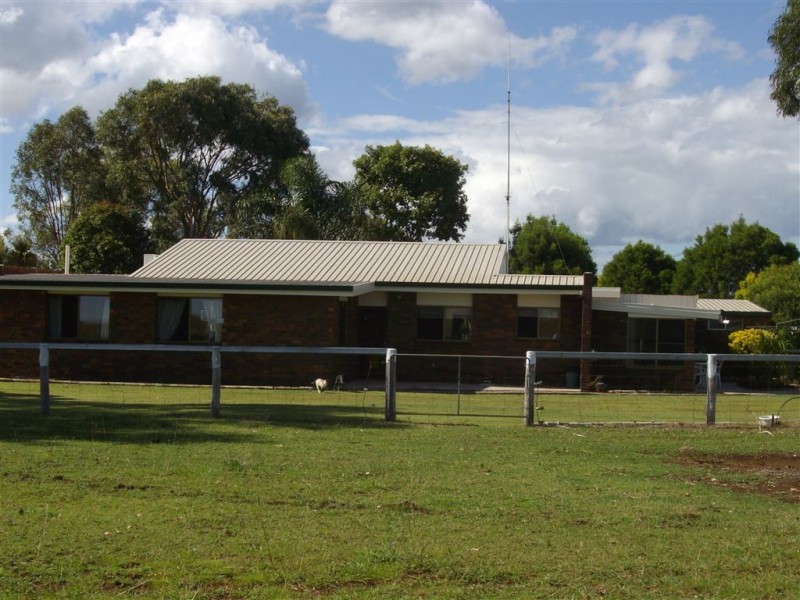 56 Newport Road, Headington Hill QLD 4361