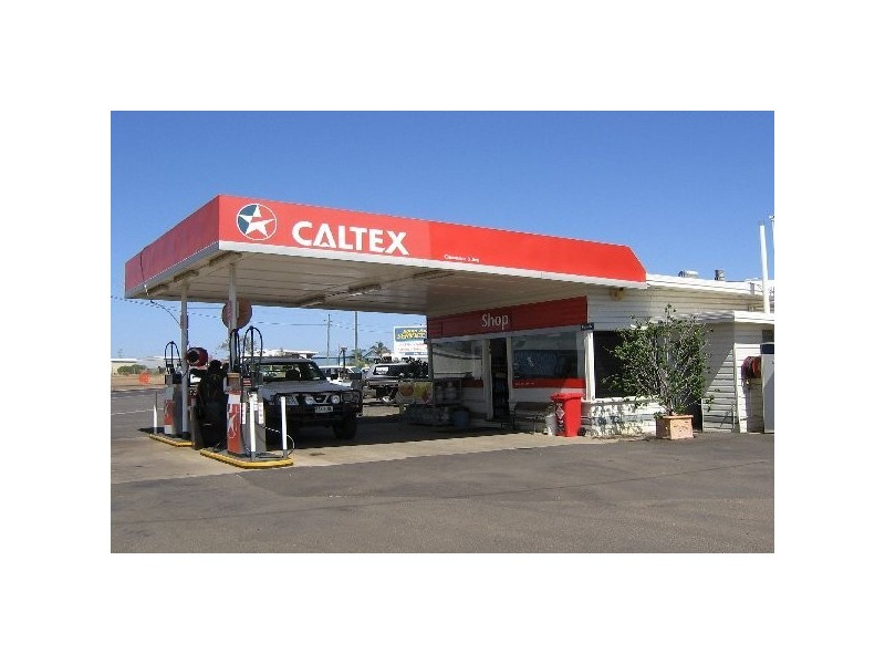 83 Raglan Street, Roma QLD 4455