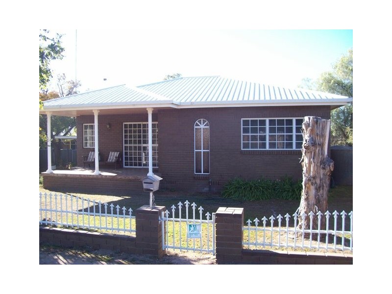 1-5 Greenup Street, Texas QLD 4385
