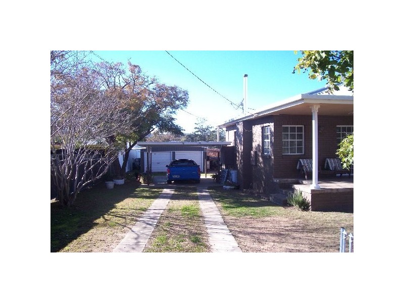 1-5 Greenup Street, Texas QLD 4385