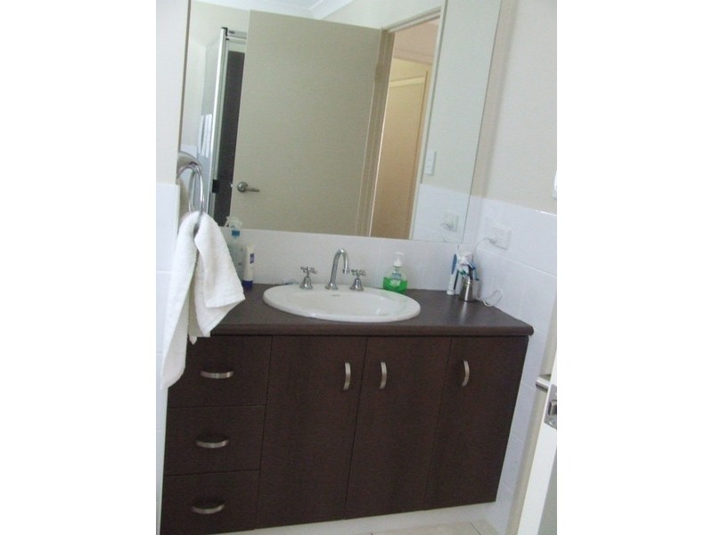 19 Shelton Crescent, Toowoomba QLD 4350