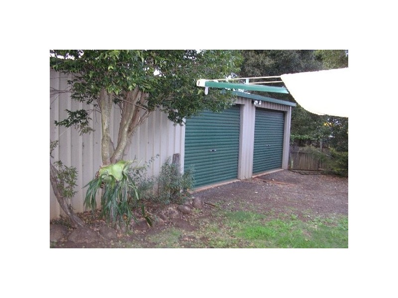 128 Stuart Street, Mount Lofty QLD 4350