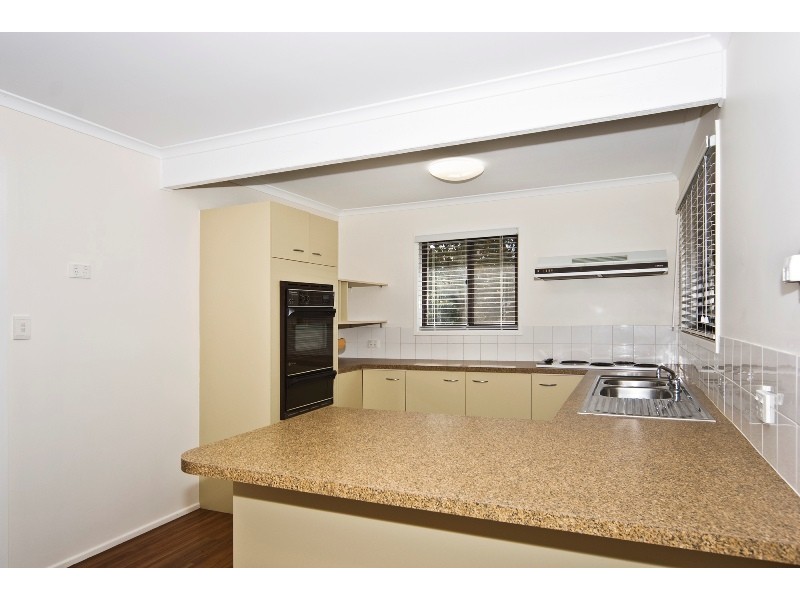 2 Flagstone Creek Road, Middle Ridge QLD 4350