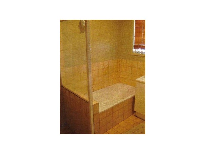 3 Croydon Street, Harristown QLD 4350