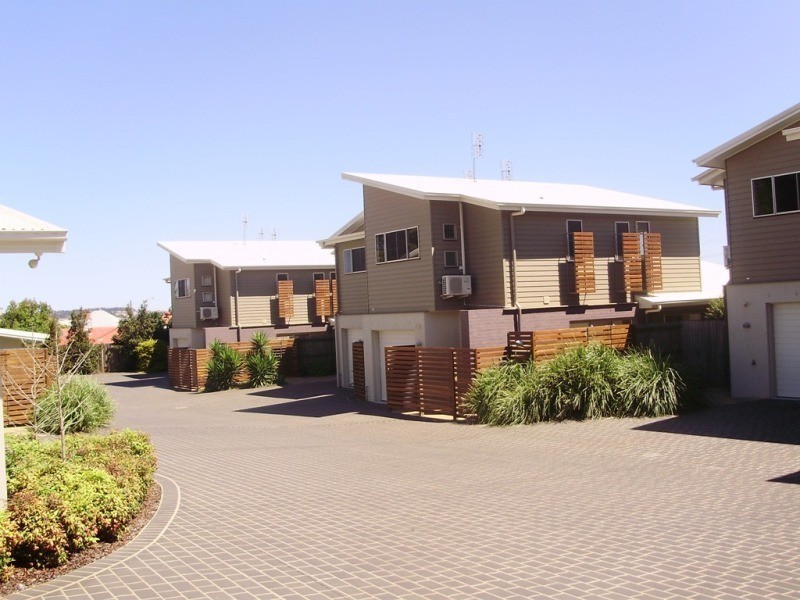 5/4B Herries Street, Toowoomba QLD 4350