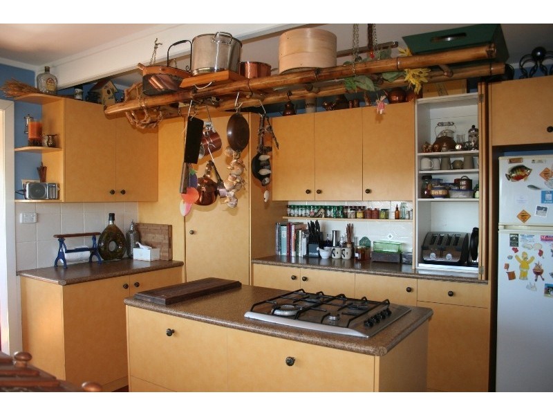 32 Henningsen Road, Charlton QLD 4350