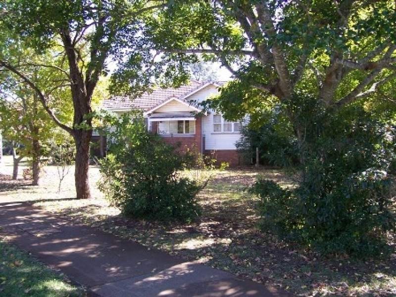 73 Hill Street, Toowoomba QLD 4350