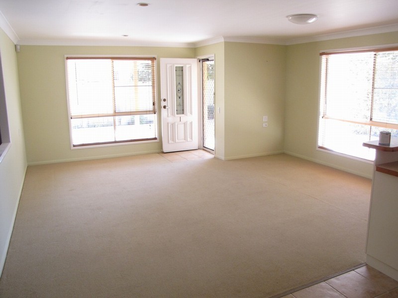 1/519 Hume Street, Middle Ridge QLD 4350