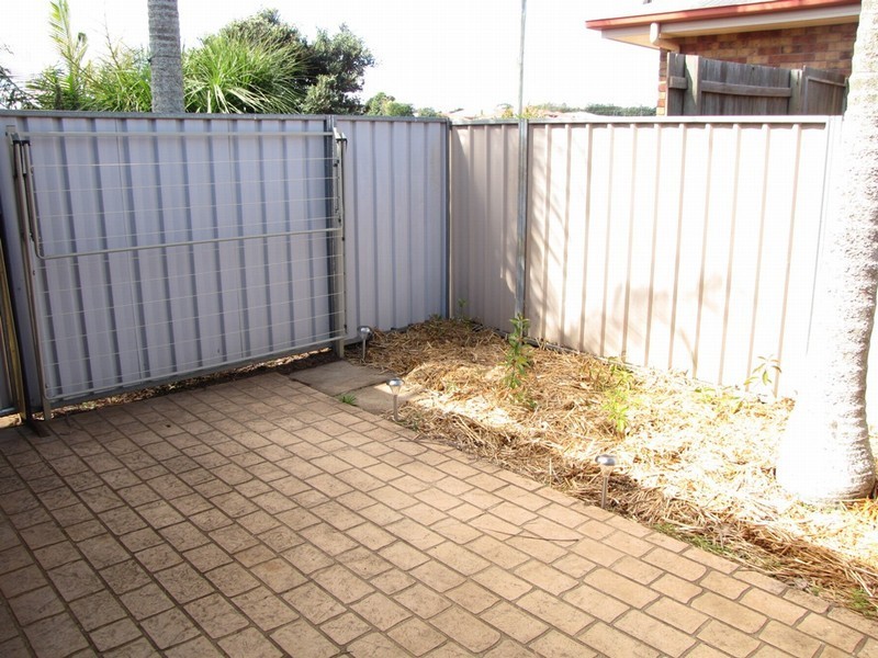 1/519 Hume Street, Middle Ridge QLD 4350