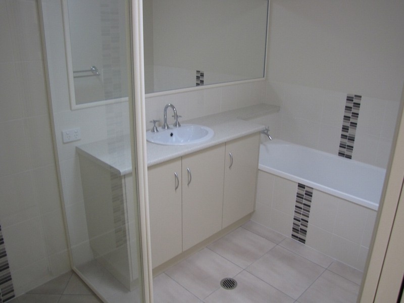 Glenvale QLD 4350
