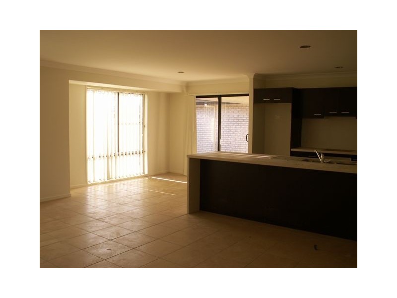 3 Paige Place, Helidon QLD 4344