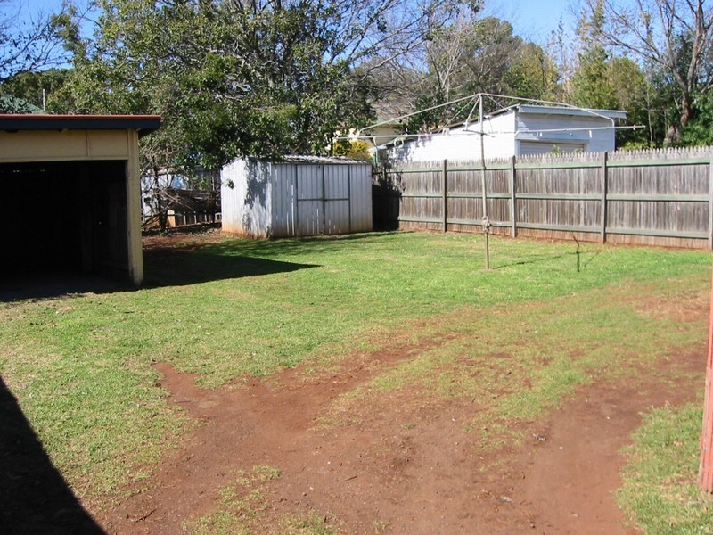 2 Peardon Street, Toowoomba QLD 4350