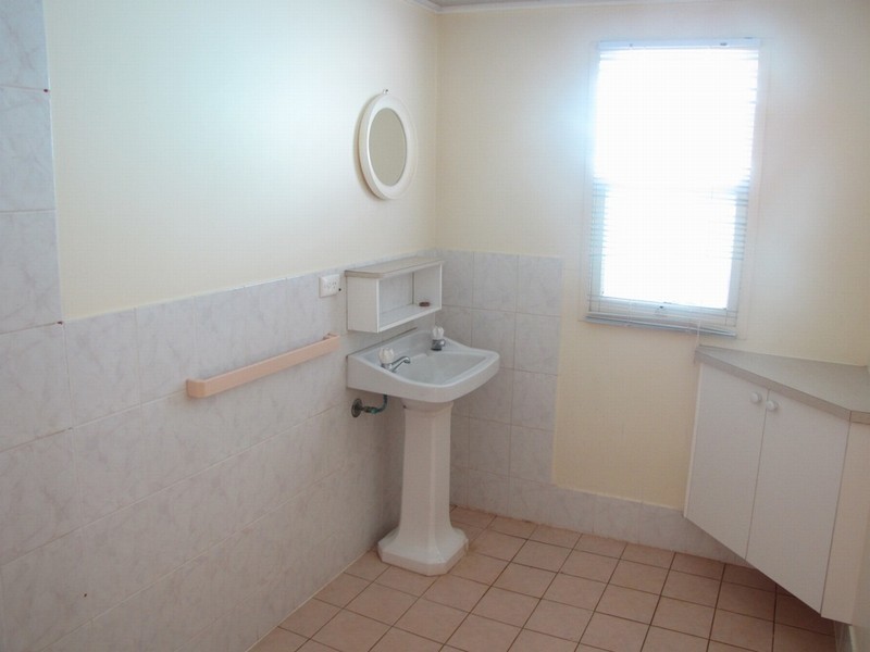 2 Peardon Street, Toowoomba QLD 4350