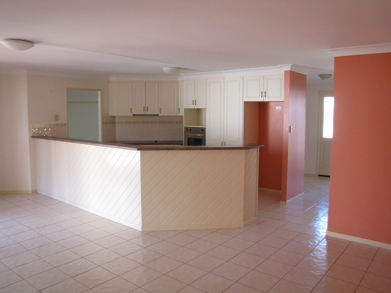 Middle Ridge QLD 4350