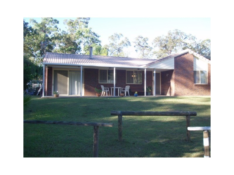 9 Schuberts Rd,Owanyilla, Maryborough QLD 4650