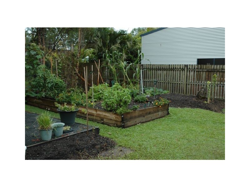 13 Louis Street, Maryborough QLD 4650