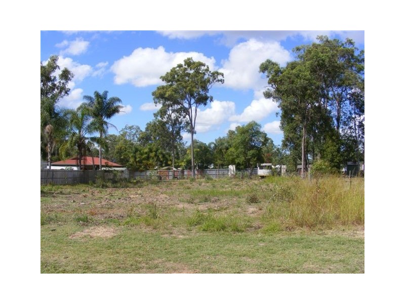 5 Sapphire Street, Aldershot QLD 4650