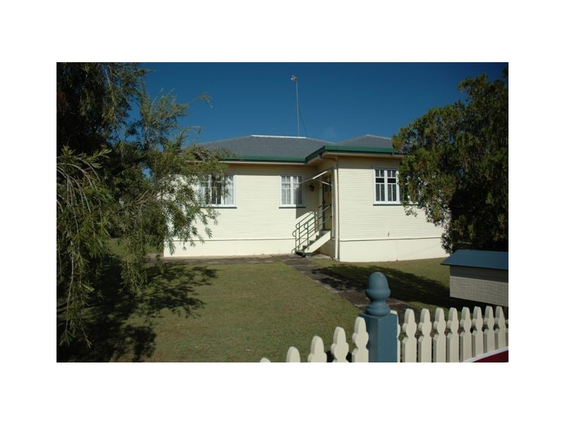 4 Burrum St, Maryborough QLD 4650