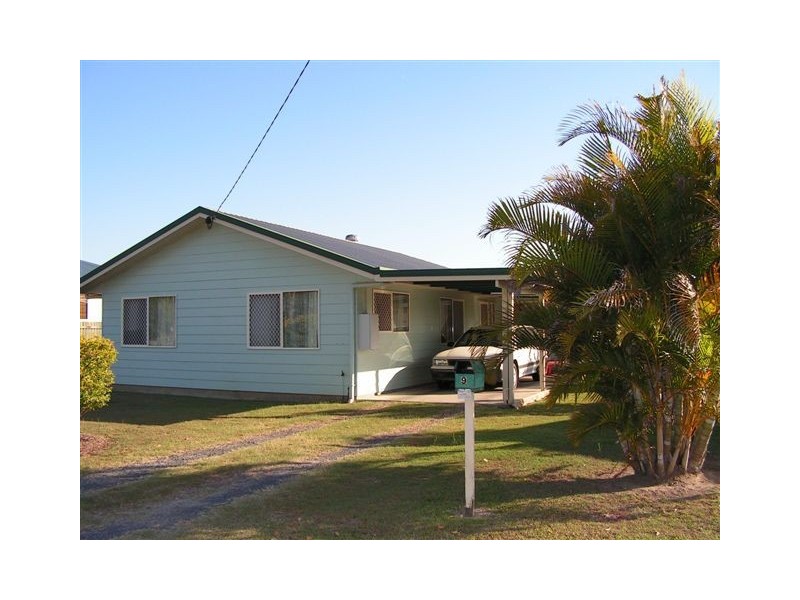 9 Ross Street, Maryborough QLD 4650
